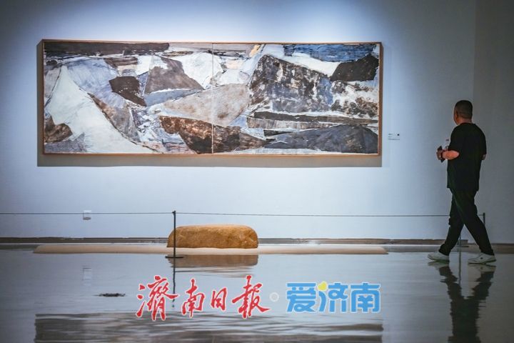 山东美术馆暑期新展亮相：“图像的迁徙——顾黎明艺术四十年”开幕