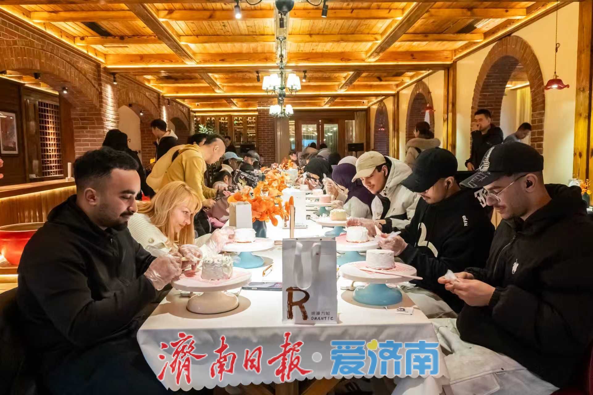 冰瀑奇观+非遗年俗 九如山解锁新春文旅新体验