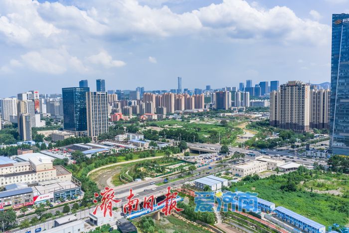 夏雨丰盈，济南大辛河绿意焕新