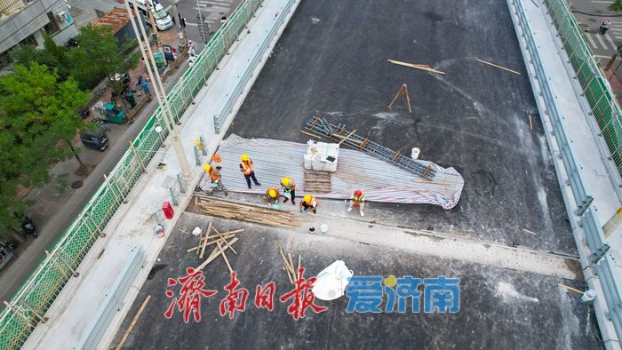 济南纬二路跨铁路天桥改造迎重要节点
