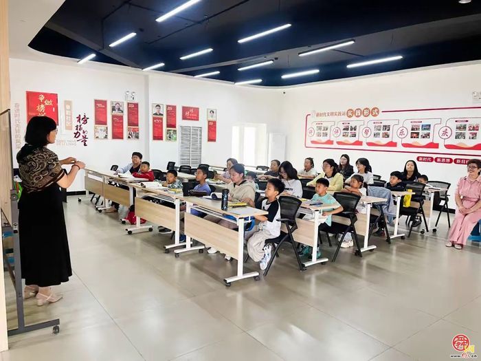 用心干事，章丘焕彩！