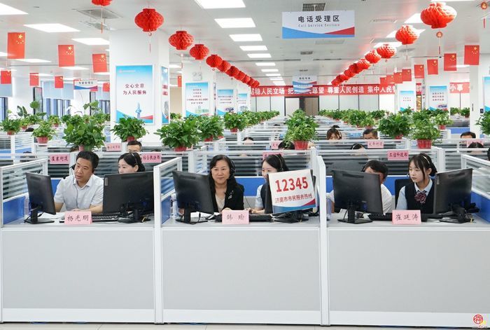 起步区接听12345热线：架起政民“连心桥”，打好“事要解决”组合拳