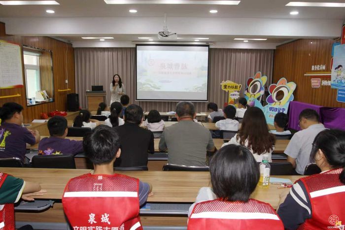 书香润童心 善行伴成长 “慈善流动课堂”暑期专项公益行动走进朝阳街社区