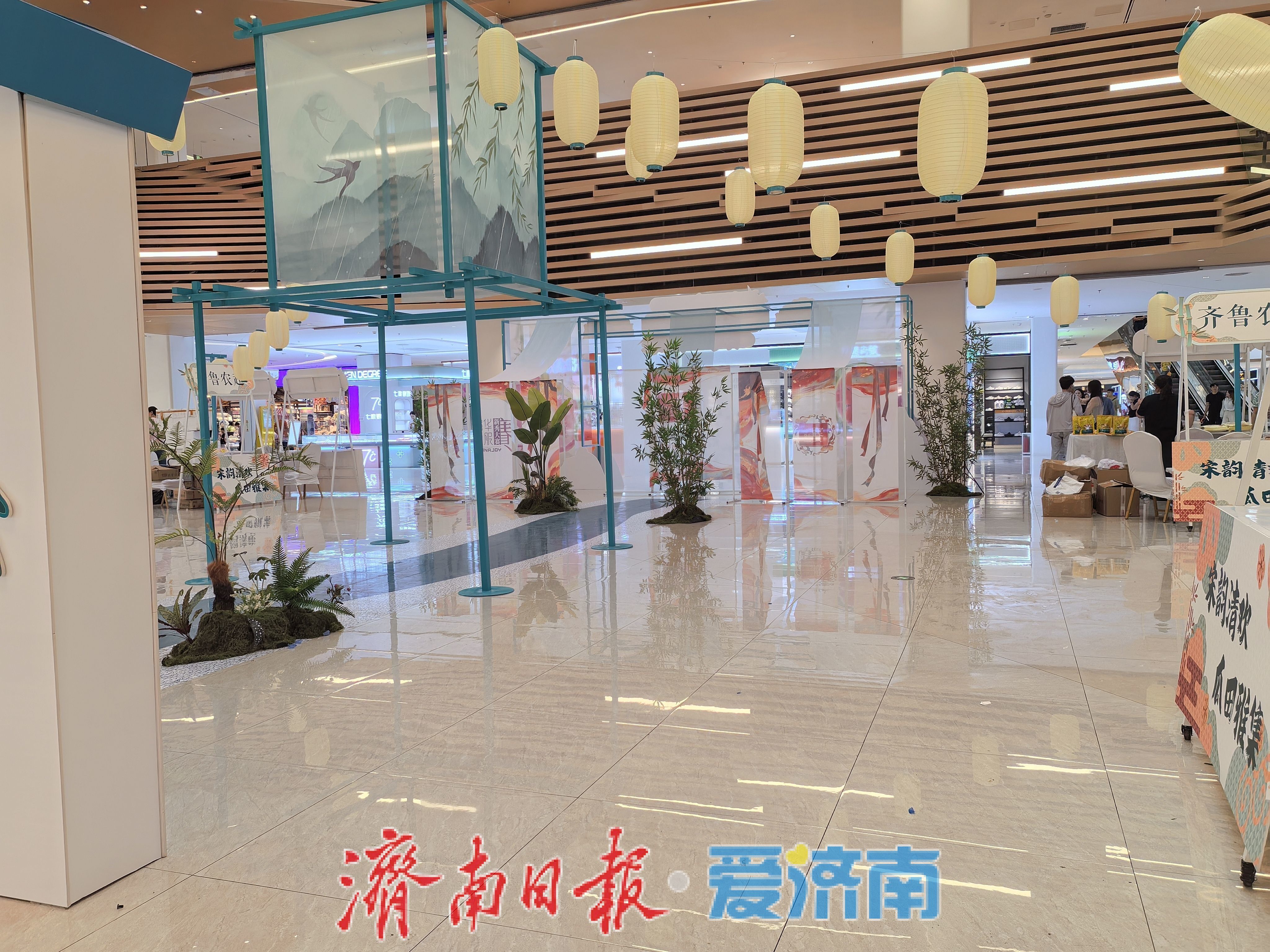 济南这场“西瓜+山东特产”国潮市集，好吃又好拍
