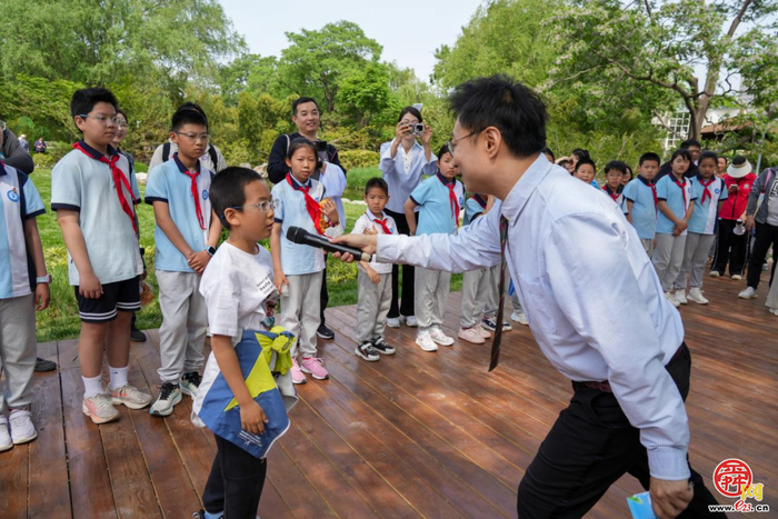 山东省第45届爱鸟周主题活动暨“生境花园”开园在泉城公园举行