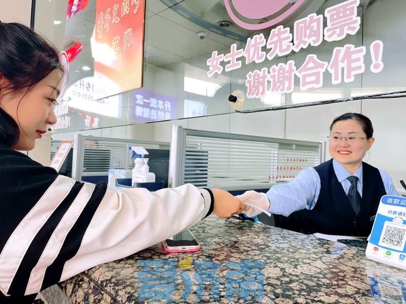 “泉”在济南过五一 