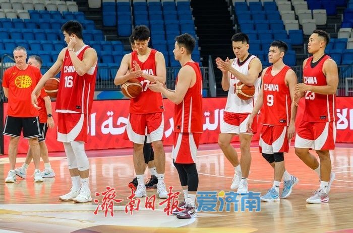 中国篮协公布亚运会阵容 济南姑娘张子宇领衔目标直指金牌