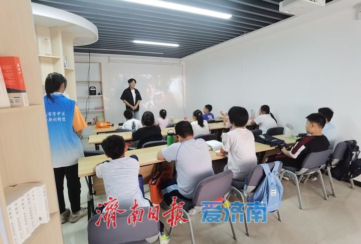 “科学暑假班” 开班 暑期托管暖心启航