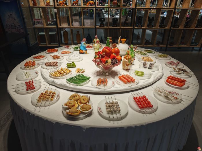 “云话山东”走进淄博丨年产120万件！淄博这家企业的琉璃艺术品远销30个国家