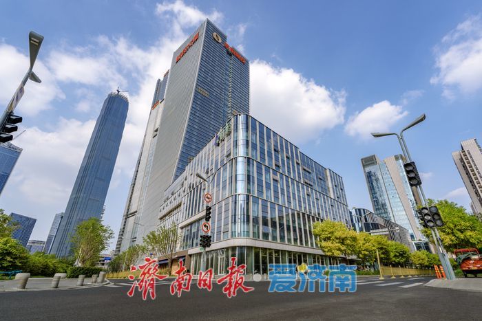 济南中央商务区：生态与摩天共舞，绘就城市发展新图景