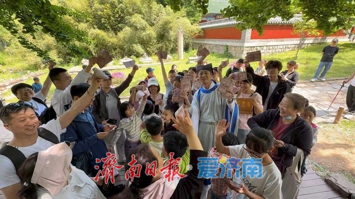 “五一”假期全市30家重点旅游景区累计接待游客395.78万人次