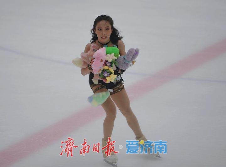 2025年中国花样滑冰俱乐部联赛济南站今日开幕