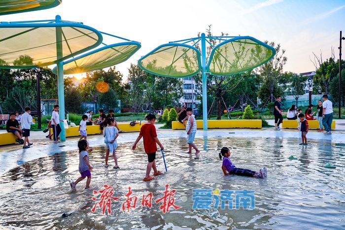 济南槐苑文化体育公园点亮城市童趣时光