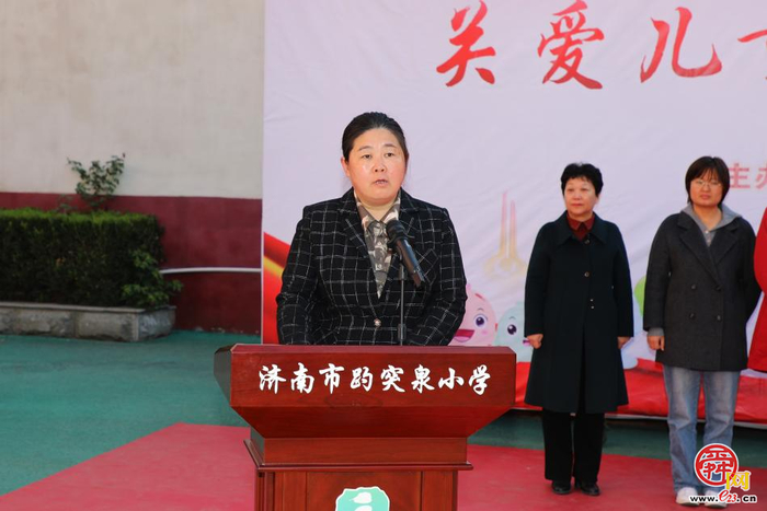 济南市儿童医院与济南市趵突泉小学 联合举办“关爱儿童·校园健康行”活动