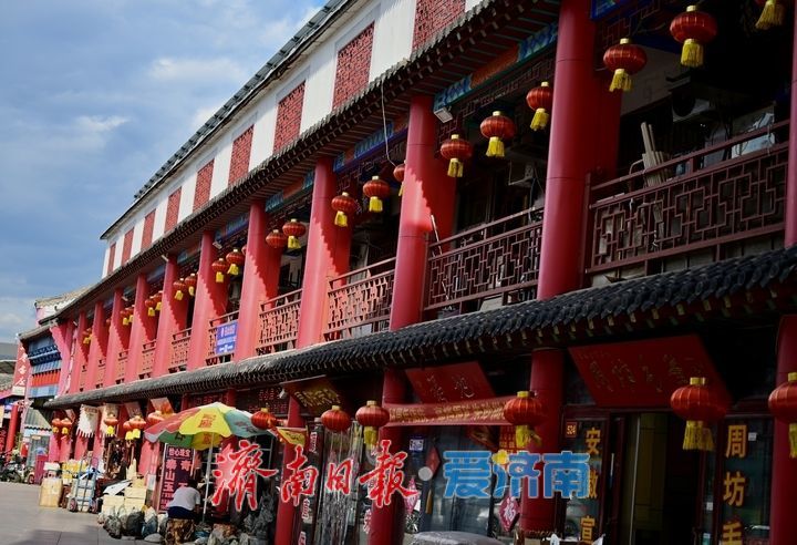 英雄山文化市场 文玩爱好者的“天堂”