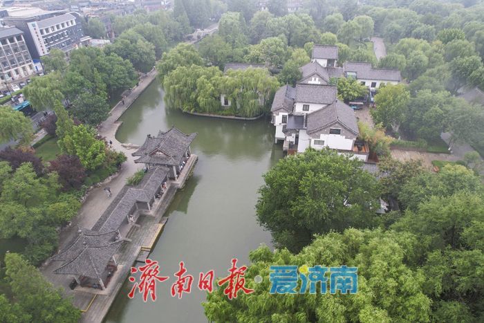 一年四季 泉在济南丨烟雨润泉城，水墨染湖色