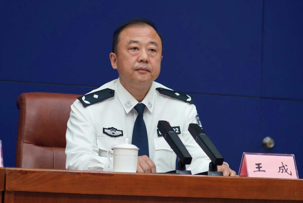 部署8处定点岗、2处机动巡逻岗，济南公安为齐鲁超赛济南赛区保驾护航