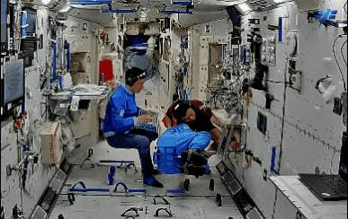 航天员在太空如何量体重 亿点点物理知识和科技手段