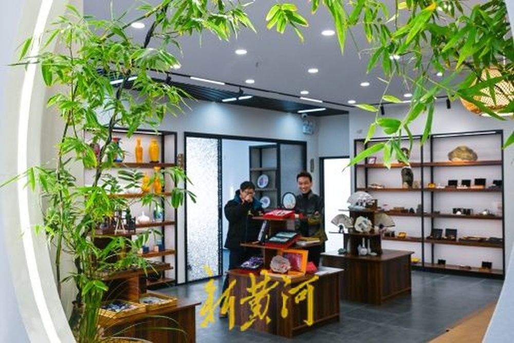 “文艺两新”集聚区实践基地落户印象济南