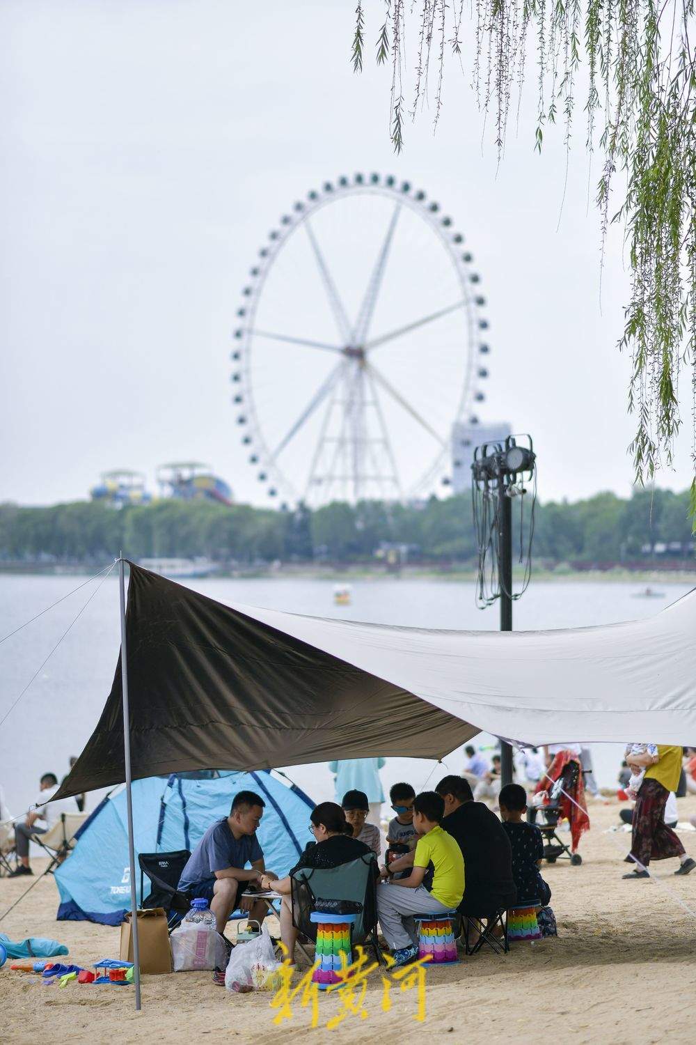 一年四季 泉在济南丨炎炎夏日即将开启，济南在这里打造一片城市中的诗意海滨