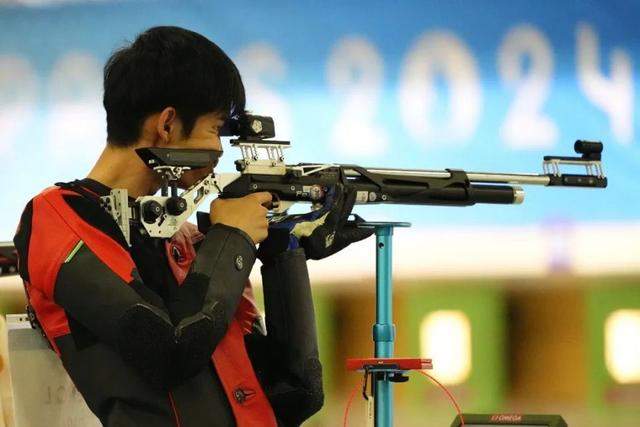 超可爱!黄雨婷解释“阿条本条”名字由来 这样的朋友可以给我来一打 