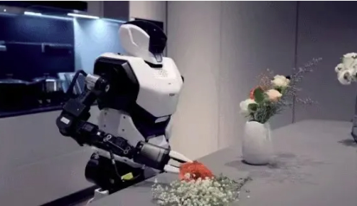 省委书记、省长部署，青岛这些企业发言！经济大省的“人工智能+”