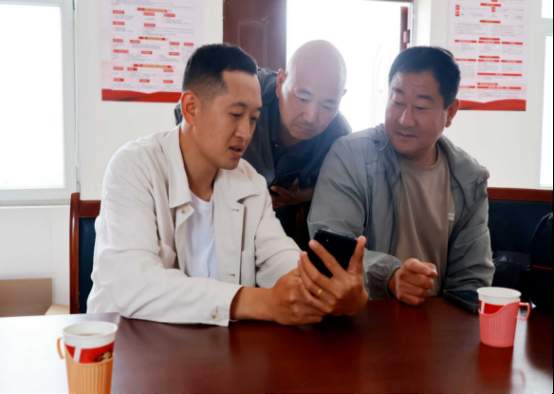 融媒·先锋丨青山不负人，人亦不负青山 一个“青春支部”的群山回响