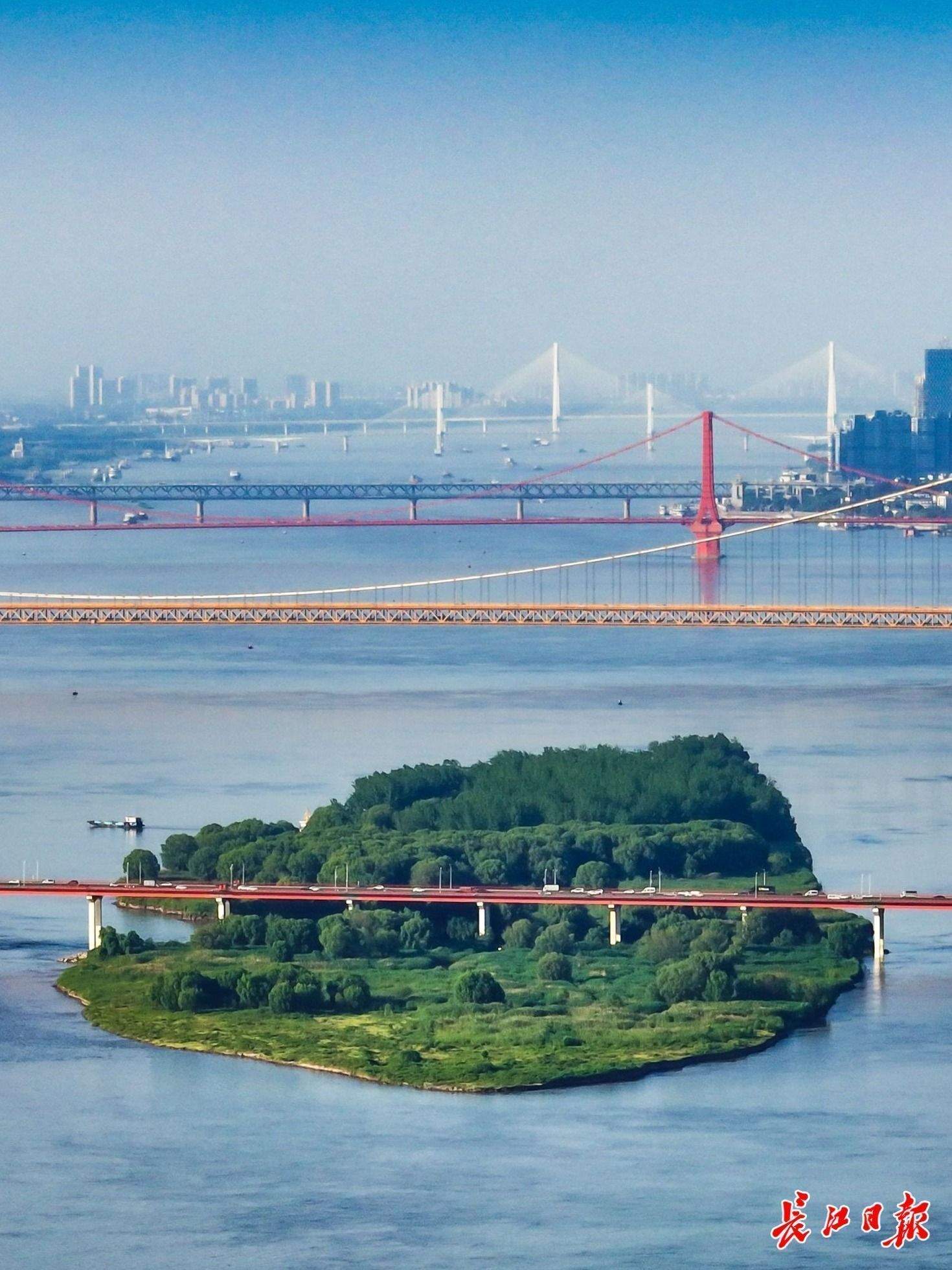 文化中国行|江流文脉,城聚烟火