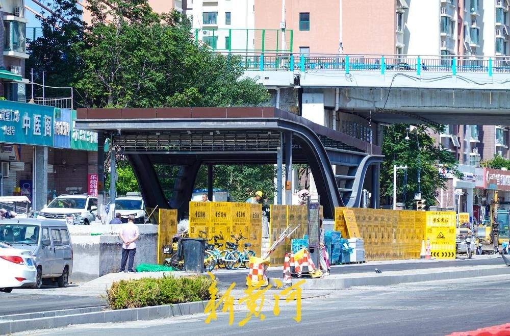 地铁6号线经一纬六站出入口建设初具规模