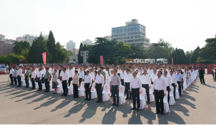 弘扬伟大长征精神 同心共筑强大国防丨2026年山东省暨济南市全民国防教育主题展示活动启幕