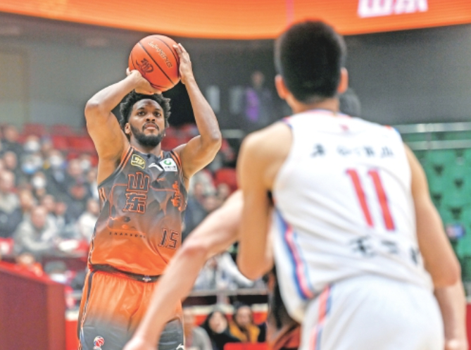 今晚客场挑战广东队山东男篮力争“双杀”对手