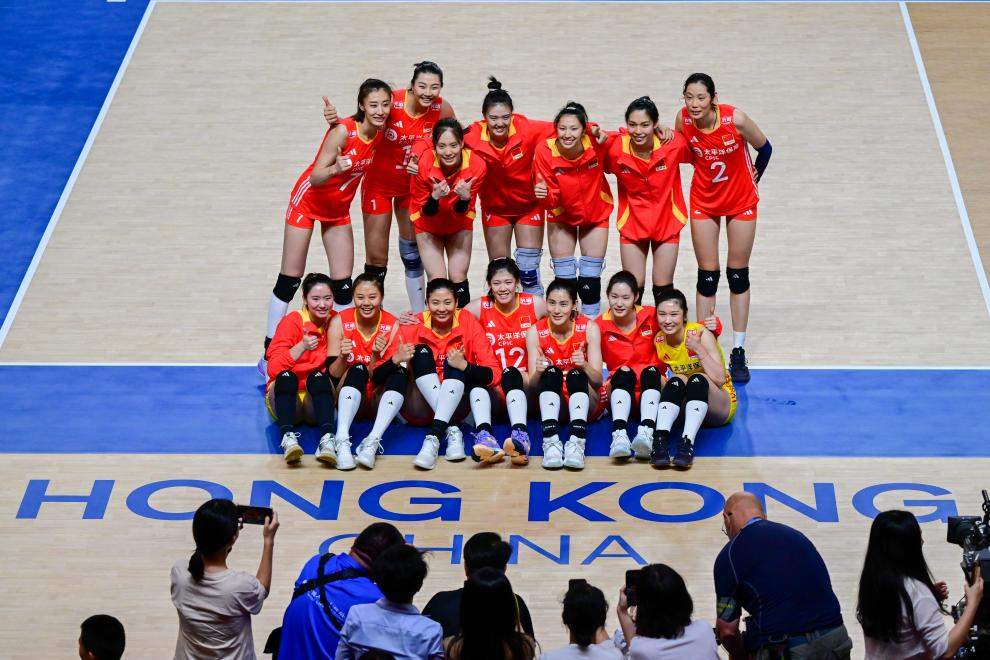 中国女排世界排名升到第六 12个奥运席位还剩5席