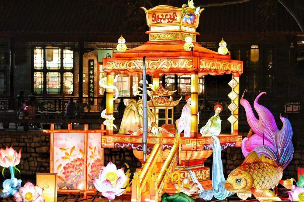 泉在济南过大年丨济南市第45届天下第一泉迎春花灯会试亮灯增年味