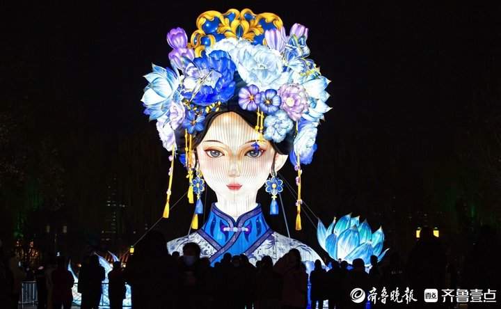 以一己之力“卷起”花灯江湖，“夏雨荷”究竟有何能量