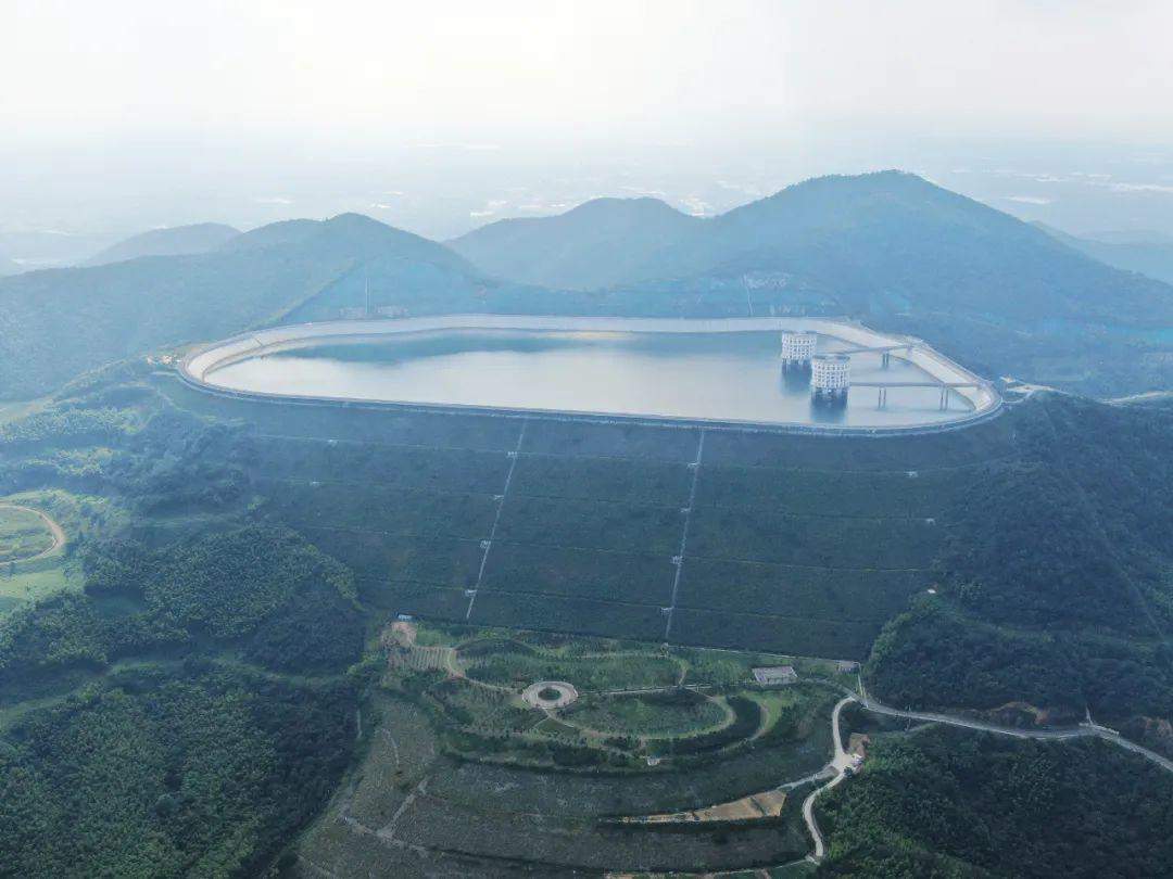 山东建了一个巨型“空气充电宝”，怎么充？怎么用？