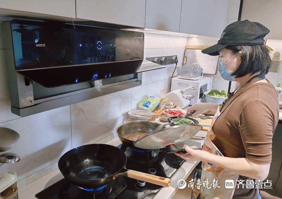 收费几十元到几千元，济南有群“送上门”的大厨