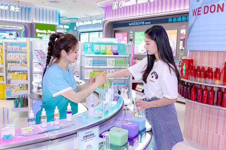 屈臣氏全新概念店「Watsons Studio」全国首店登陆上海环球港