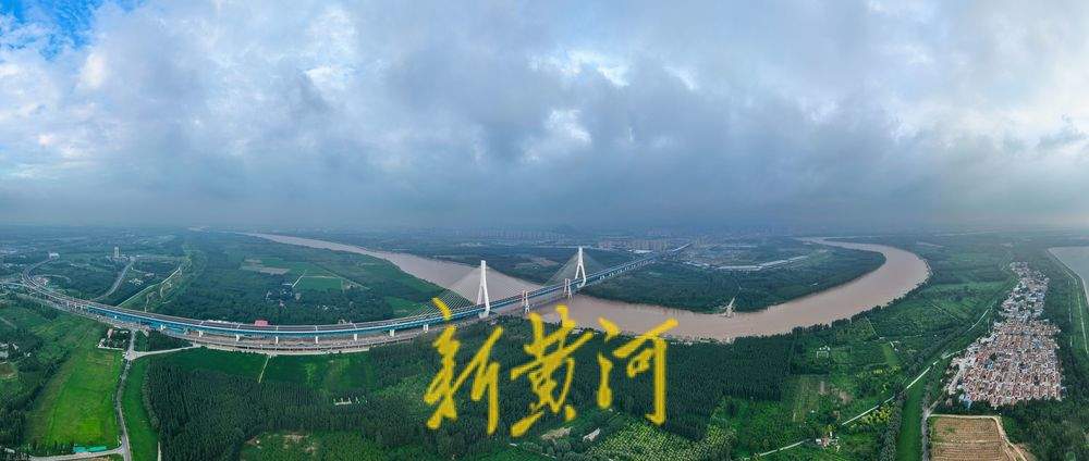 台风“格美”北上，济南黄河上空风起云涌