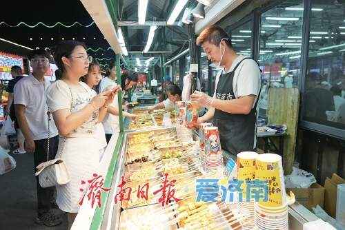 济南：花样新夜态 燃动新体验