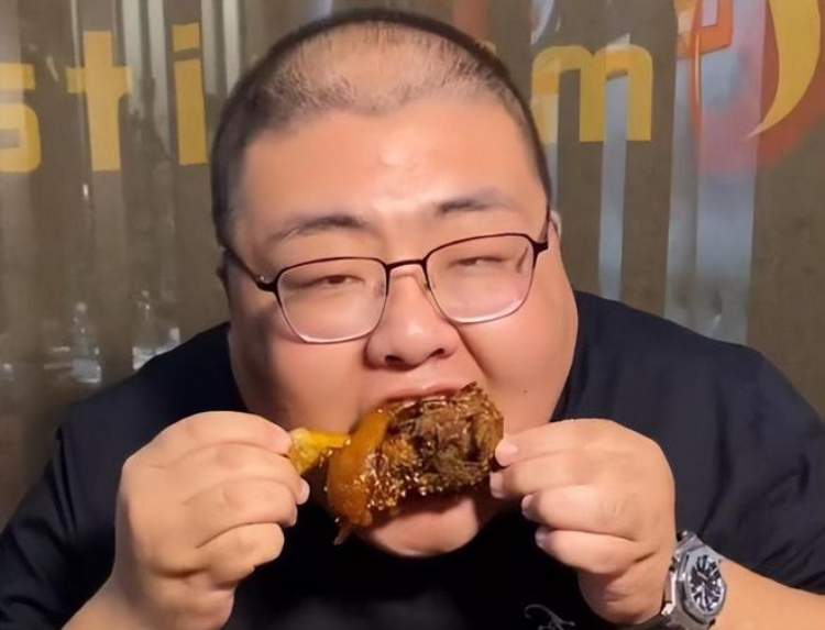 昔日头部“吃播”今何在？有的疑似“换皮”复出