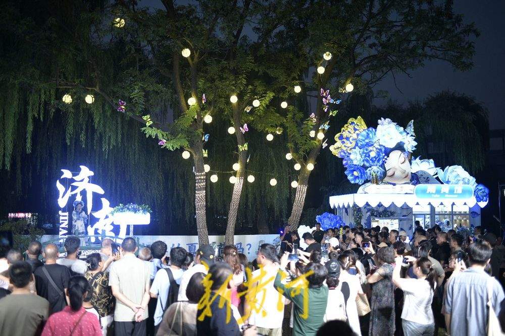 一年四季 泉在济南丨期待已久的“雨荷馆”，惊艳亮相济南大明湖西岸