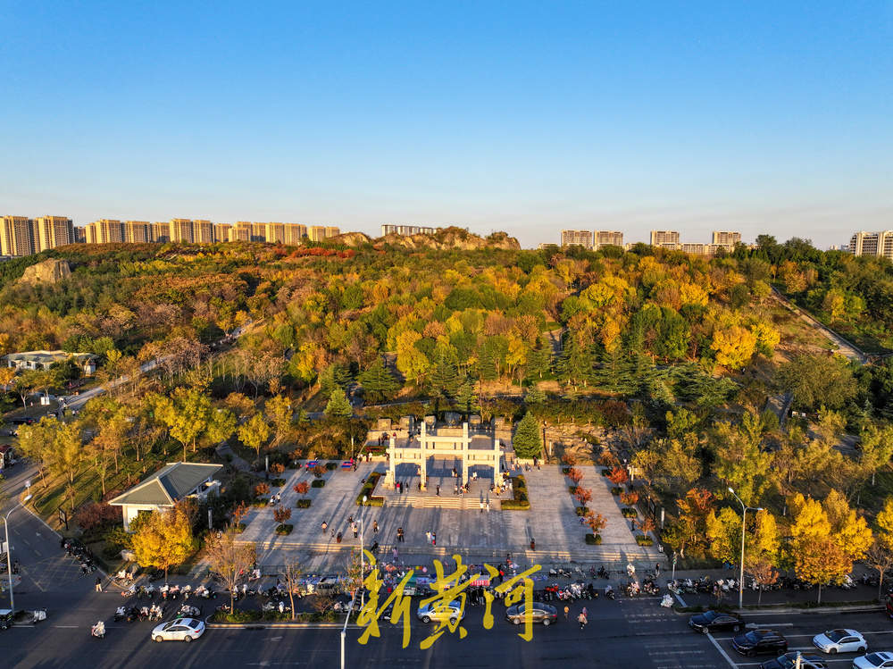 五彩斑斓入画来！卧牛山秋日氛围感拉满