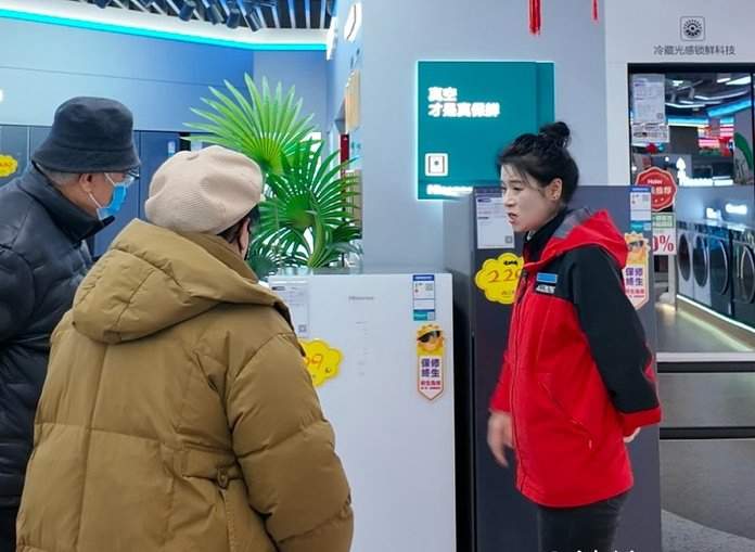 “国补”后的首个周末，济南多个家电卖场客流较平时增加三四倍