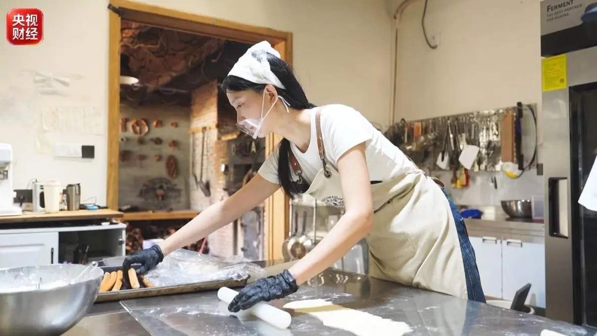 拓宽消费边界 窑烤面包与老宅咖啡催生乡村新业态
