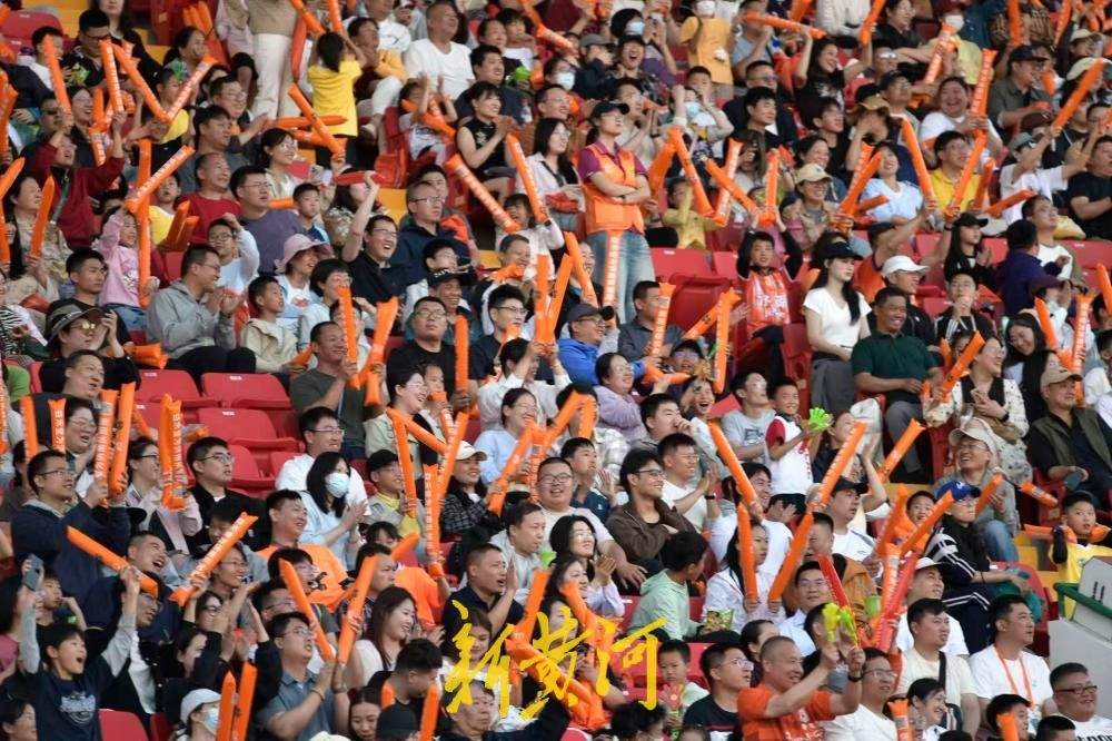 文体旅融合点亮首秀，齐鲁超赛济南队6球大胜济宁队