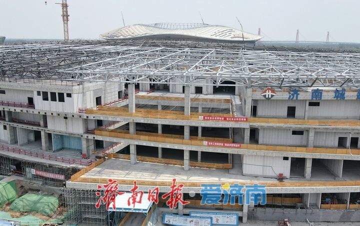 山东在建最大规模水上赛事场馆即将开展金属屋面施工