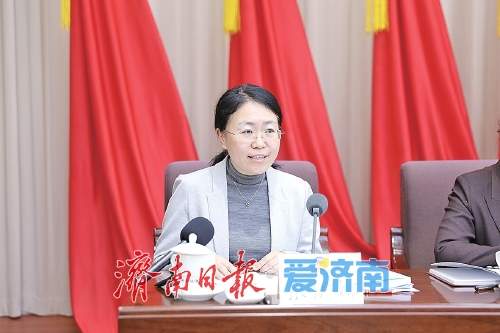 扩大服务消费激发省会经济发展活力 市政协十五届常委会第十九次会议发言摘登