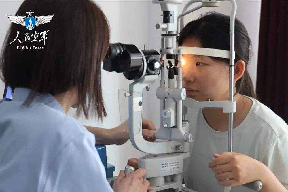时隔四年，空军再次面向全国高中毕业生招收女飞行学员 就在济南定选检测