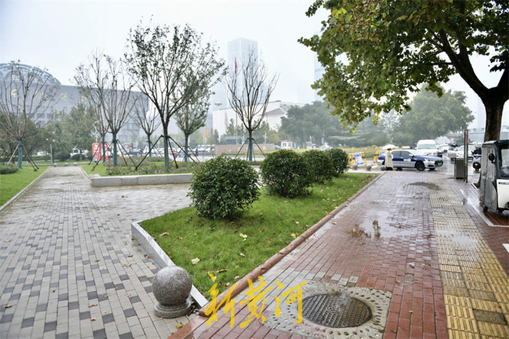 济南文博片区地铁站点出入口露脸，距山东博物馆百米之遥