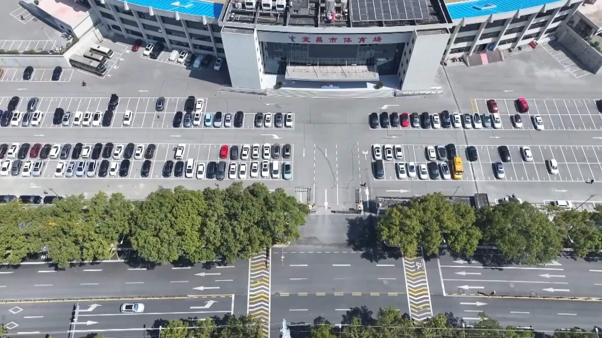 停车收费“微改革”带来“真实惠”！多地推行分钟级计费